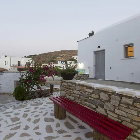 Mylos Hotel 2*
